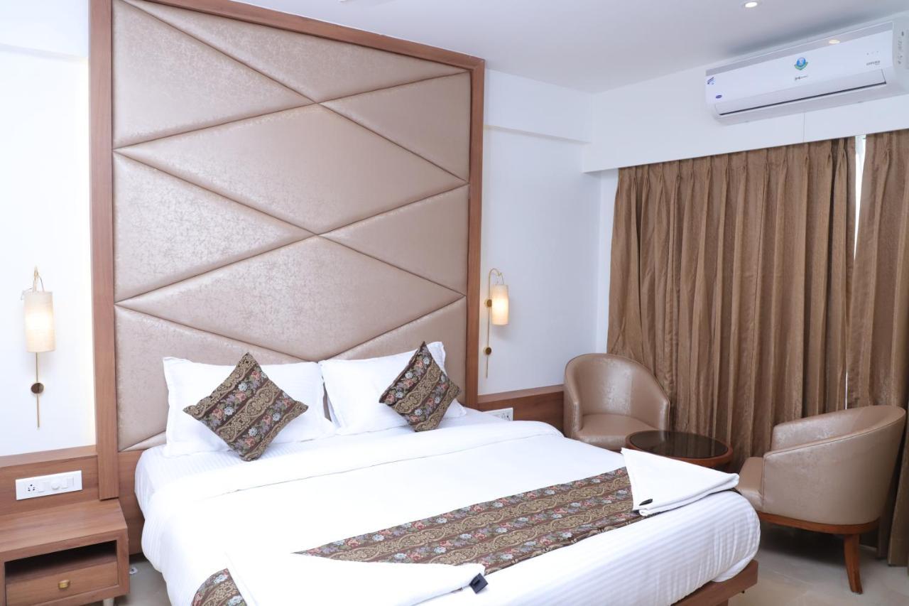 Shikin Hotels Navi Mumbai Kültér fotó